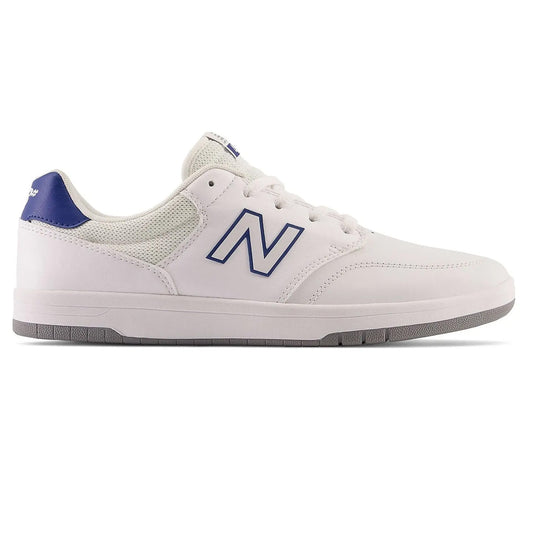 NB425, White/Blue